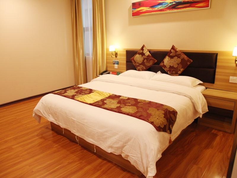 Greentree Alliance Yichang East Yichang Station Hotel Экстерьер фото